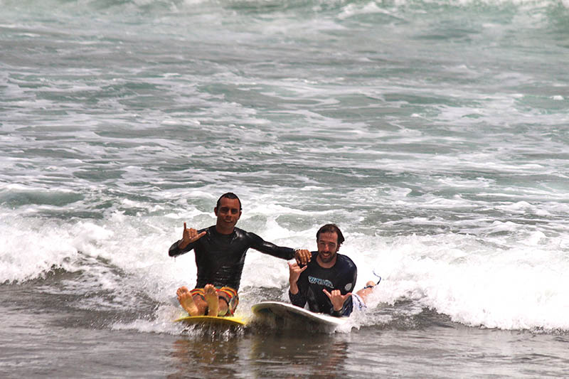 Here comes the Intermediate Surf Lesson, who’s up to it!